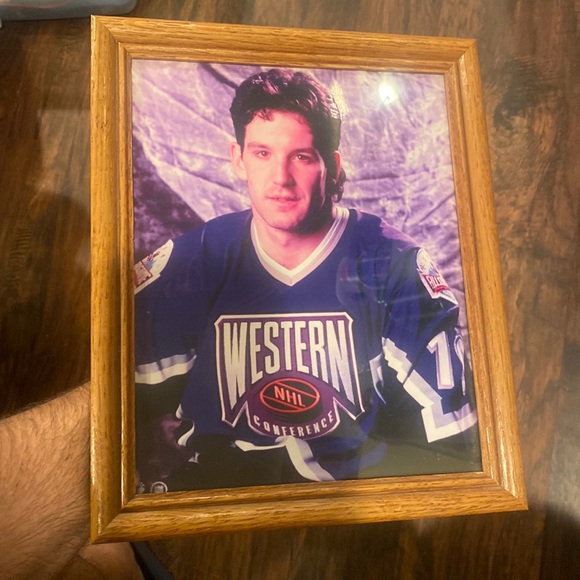 Vintage Brendan Shanahan framed print - Picture 3 of 3